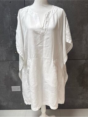 Tommy Bahama White Asymmetrical Linen Tunic , beach cover up.